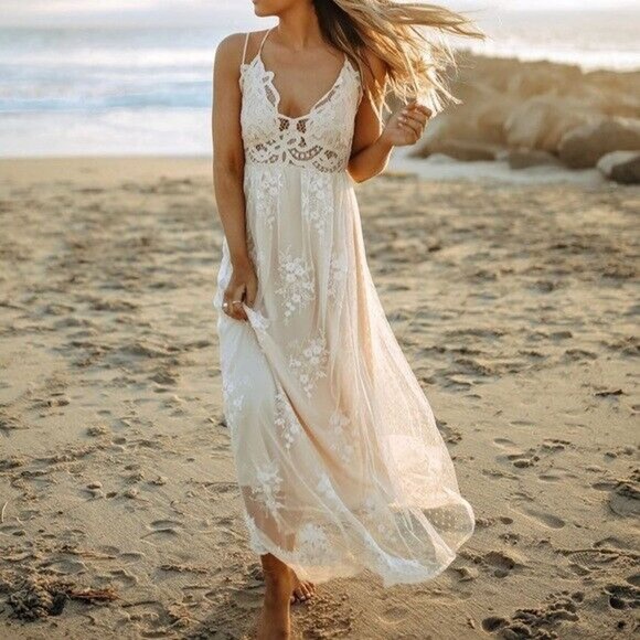 Umgee Dresses & Skirts - Umgee S Peasant Boho Bohemian Paradise Island Scalloped Lace Maxi Dress